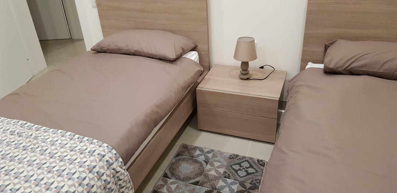 Fort Cambray Apartment With Spectacular Sea Views Mgarr Exterior photo